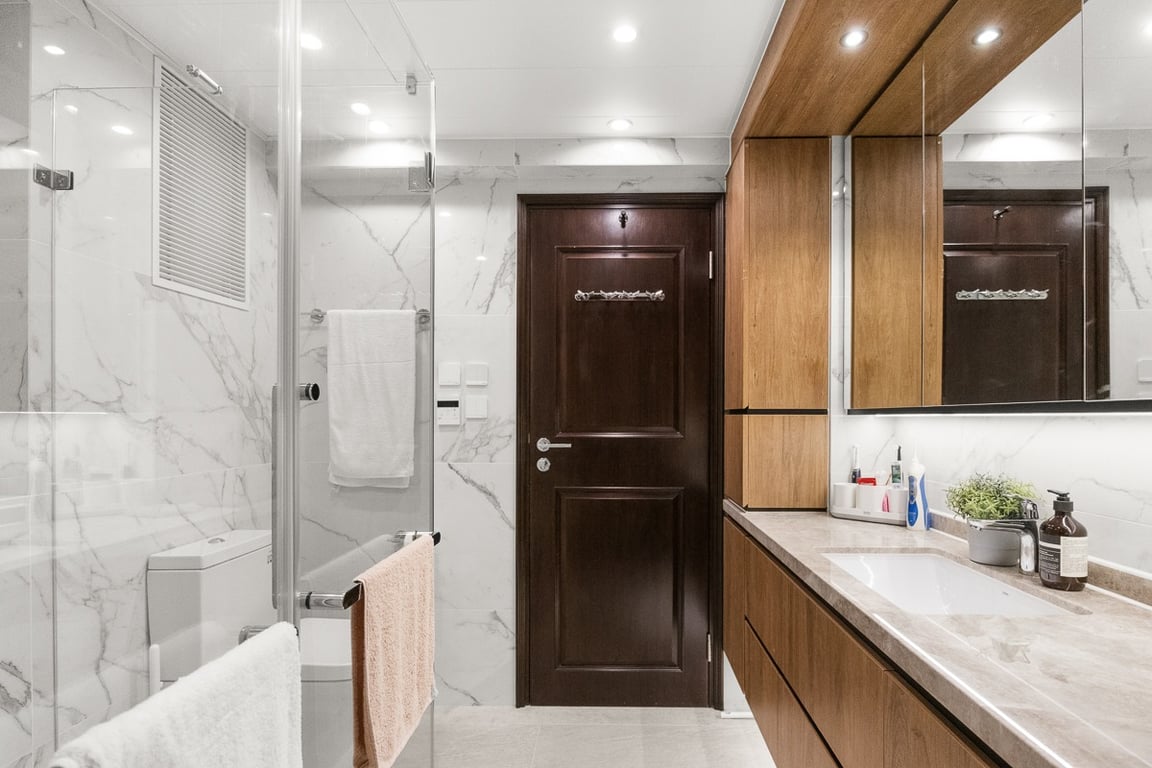 https://img.propertyraptor.com/cdn-cgi/imagedelivery/KD5bF_AFL0JDTbKLWF7z9g/ap8/ap8_001/hornet/prp/img/d5d4baab5f8382cd8476095e38222bec-wtm.jpg/public
