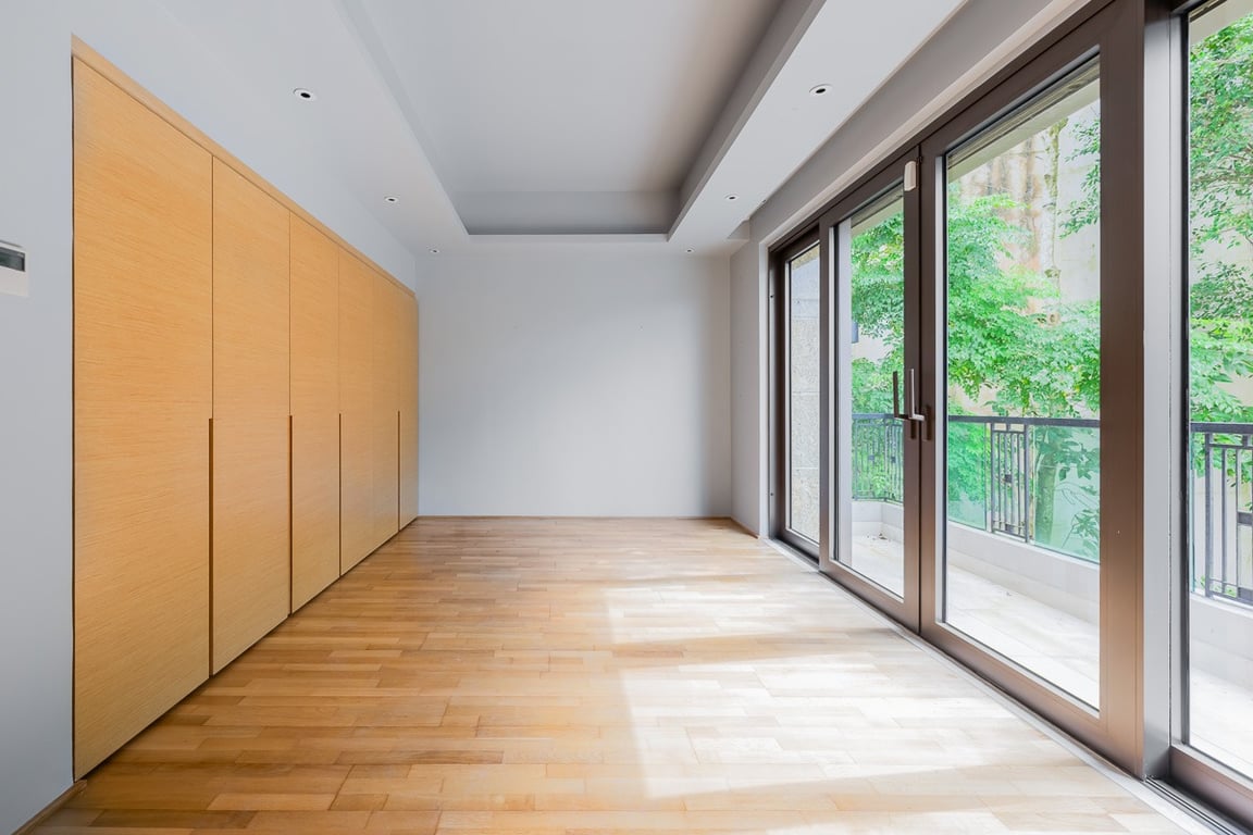 https://img.propertyraptor.com/cdn-cgi/imagedelivery/KD5bF_AFL0JDTbKLWF7z9g/ap8/ap8_001/hornet/prp/img/d61e24870e651d76057319f7058f1413-wtm.jpg/public