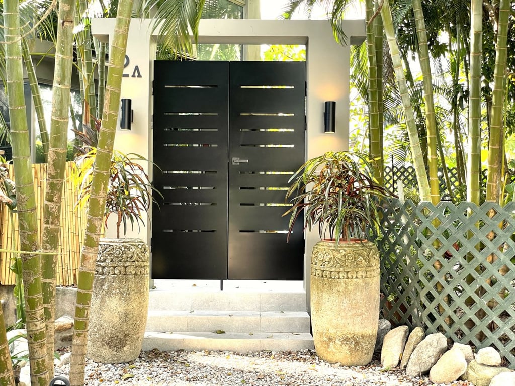 https://img.propertyraptor.com/cdn-cgi/imagedelivery/KD5bF_AFL0JDTbKLWF7z9g/ap8/ap8_001/hornet/prp/img/d6242185cd21b5e2670be5f505c94006.jpg/public