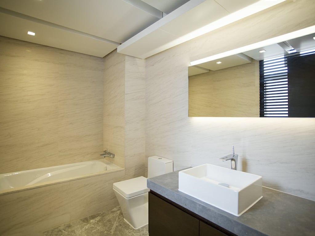https://img.propertyraptor.com/cdn-cgi/imagedelivery/KD5bF_AFL0JDTbKLWF7z9g/ap8/ap8_001/hornet/prp/img/d6534bb57e87369ea78fc364b92ccd94.jpg/public
