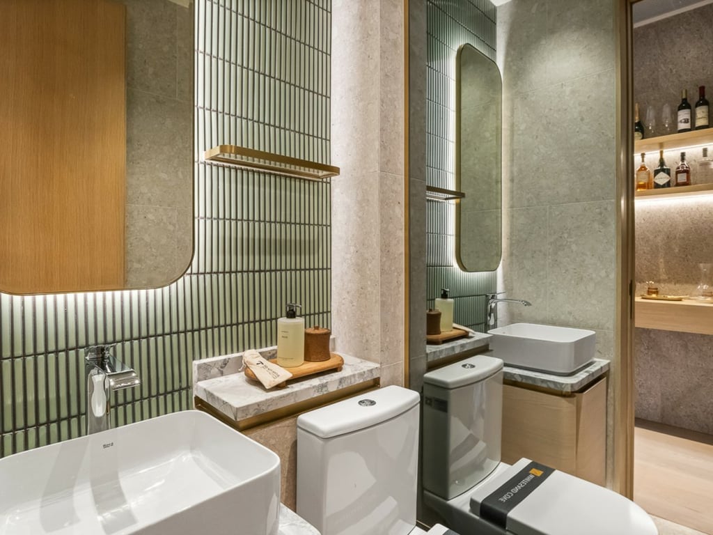 https://img.propertyraptor.com/cdn-cgi/imagedelivery/KD5bF_AFL0JDTbKLWF7z9g/ap8/ap8_001/hornet/prp/img/d6c206ed33d547457415d6914cfe5dbc.jpg/public