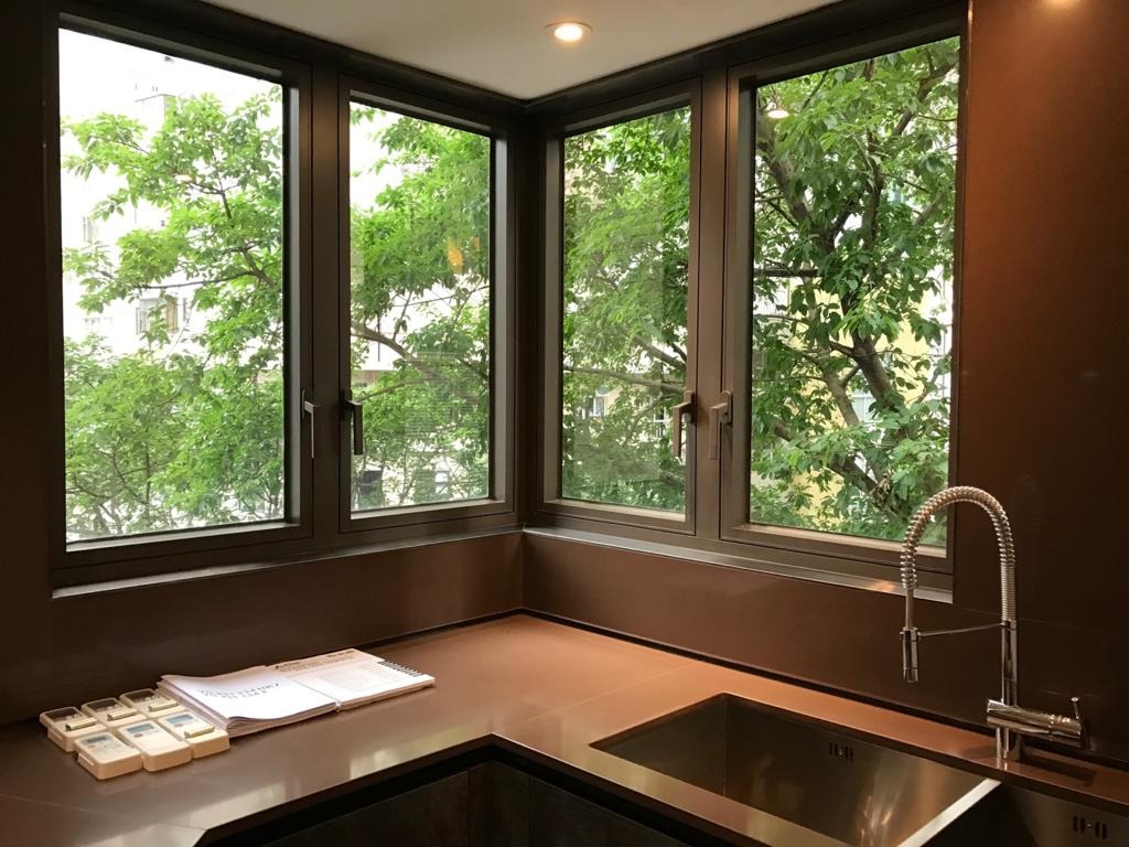 https://img.propertyraptor.com/cdn-cgi/imagedelivery/KD5bF_AFL0JDTbKLWF7z9g/ap8/ap8_001/hornet/prp/img/d6f7474d2ce2d45fed85477a5253f499-wtm.jpg/public