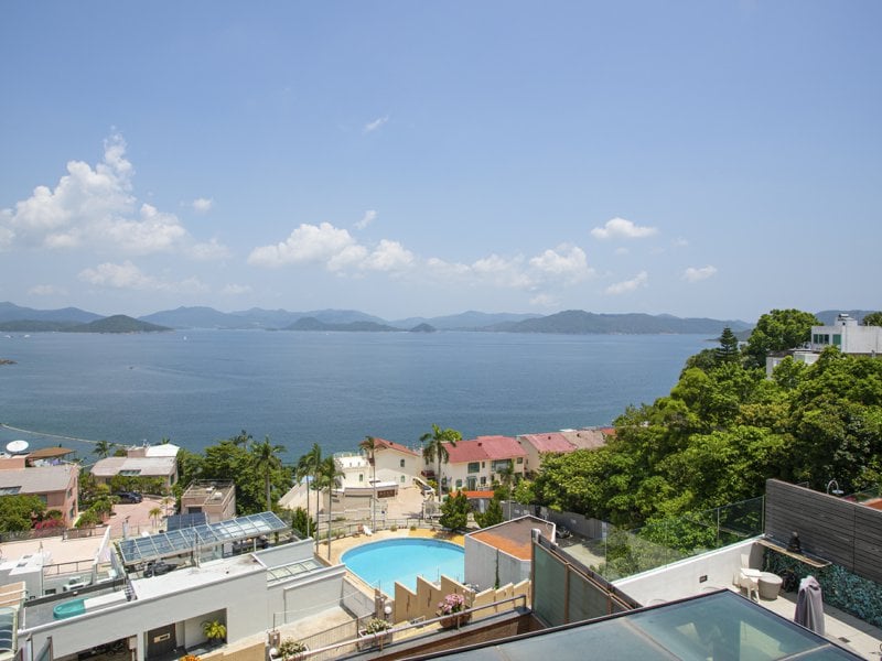 https://img.propertyraptor.com/cdn-cgi/imagedelivery/KD5bF_AFL0JDTbKLWF7z9g/ap8/ap8_001/hornet/prp/img/d7473d28659cb19908af27ae3123fb25.jpg/public