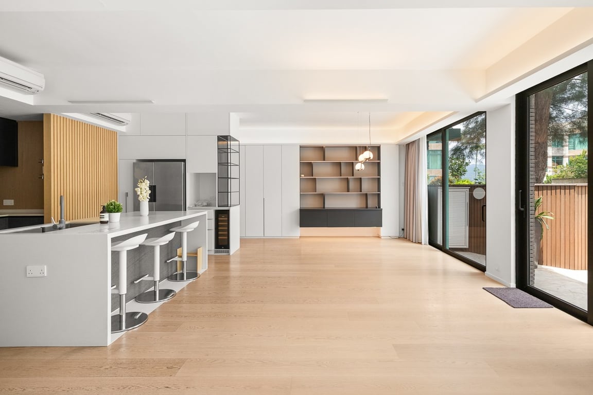 https://img.propertyraptor.com/cdn-cgi/imagedelivery/KD5bF_AFL0JDTbKLWF7z9g/ap8/ap8_001/hornet/prp/img/d9868c74a6268f2f438fca7fd2634fd8-wtm.jpg/public