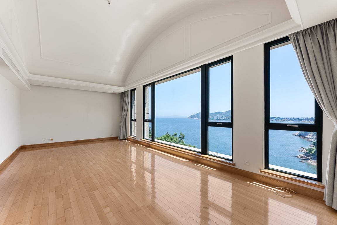 https://img.propertyraptor.com/cdn-cgi/imagedelivery/KD5bF_AFL0JDTbKLWF7z9g/ap8/ap8_001/hornet/prp/img/d9a7053fc38b11948427a4854e104753-wtm.jpg/public
