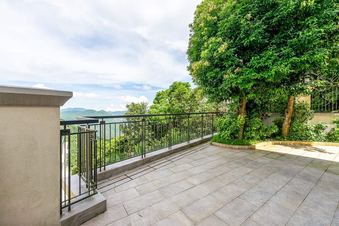 https://img.propertyraptor.com/cdn-cgi/imagedelivery/KD5bF_AFL0JDTbKLWF7z9g/ap8/ap8_001/hornet/prp/img/d9c5eddbf47aa4f24b31d69033d3a6b2-wtm.jpg/public