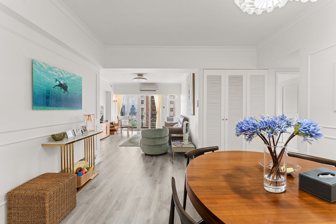 https://img.propertyraptor.com/cdn-cgi/imagedelivery/KD5bF_AFL0JDTbKLWF7z9g/ap8/ap8_001/hornet/prp/img/da1ac657e7cca5b1da5c9db688c778a4-wtm.jpg/public