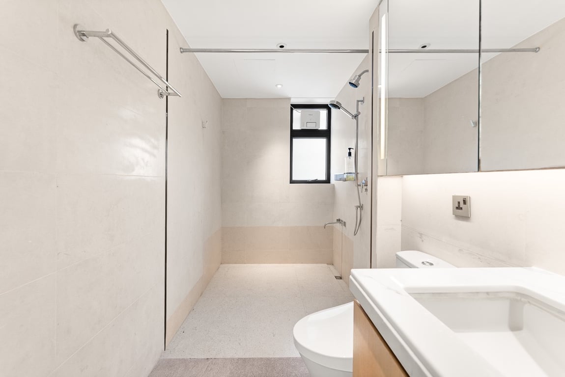 https://img.propertyraptor.com/cdn-cgi/imagedelivery/KD5bF_AFL0JDTbKLWF7z9g/ap8/ap8_001/hornet/prp/img/daa184a8a4c815178c542886b7eeeee2-wtm.jpg/public