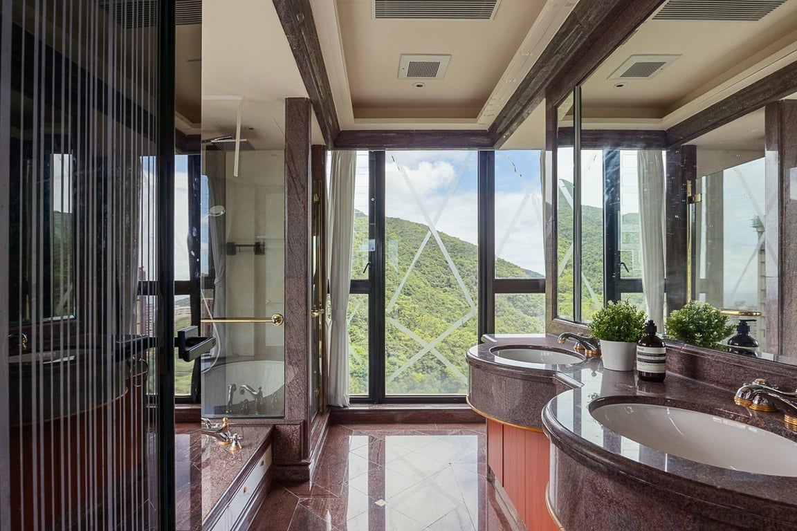 https://img.propertyraptor.com/cdn-cgi/imagedelivery/KD5bF_AFL0JDTbKLWF7z9g/ap8/ap8_001/hornet/prp/img/dad1d2ccb550a2eea93db86ef1b67136-wtm.jpg/public