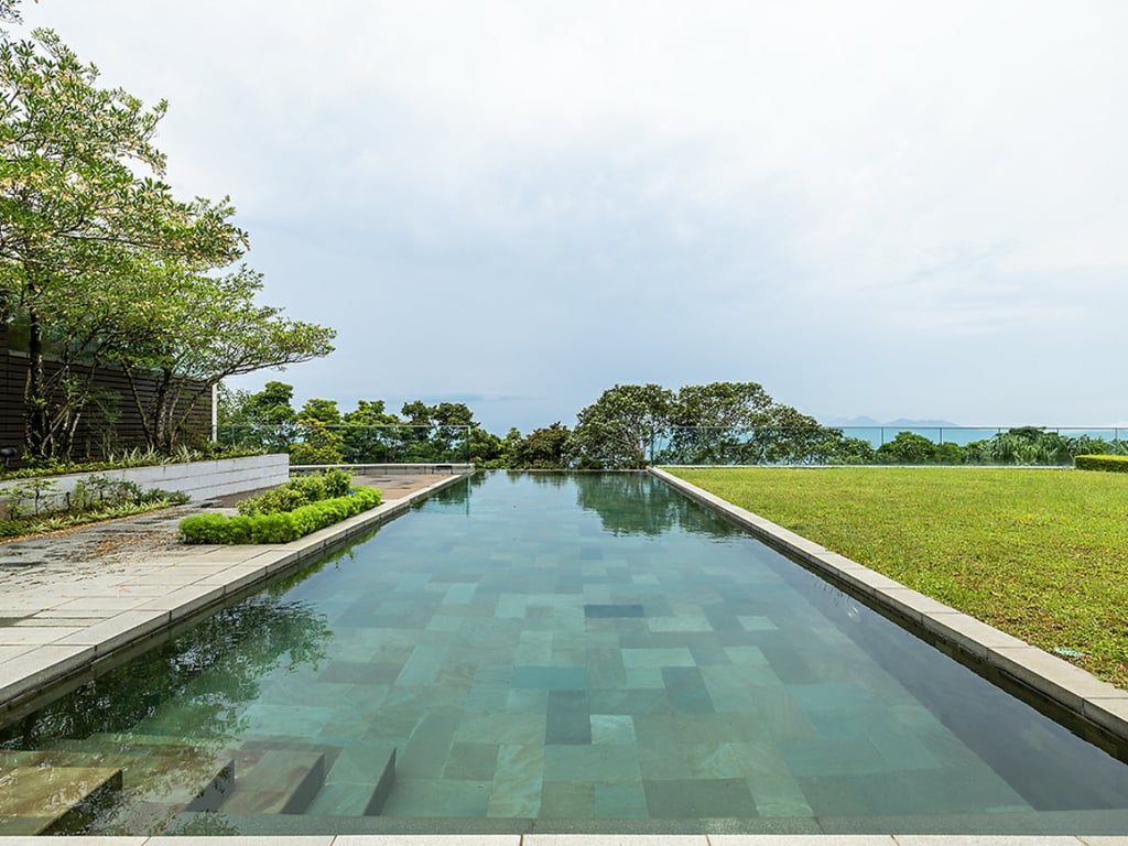 https://img.propertyraptor.com/cdn-cgi/imagedelivery/KD5bF_AFL0JDTbKLWF7z9g/ap8/ap8_001/hornet/prp/img/dad9af2ae5832b5964522f89f7f84717.jpg/public