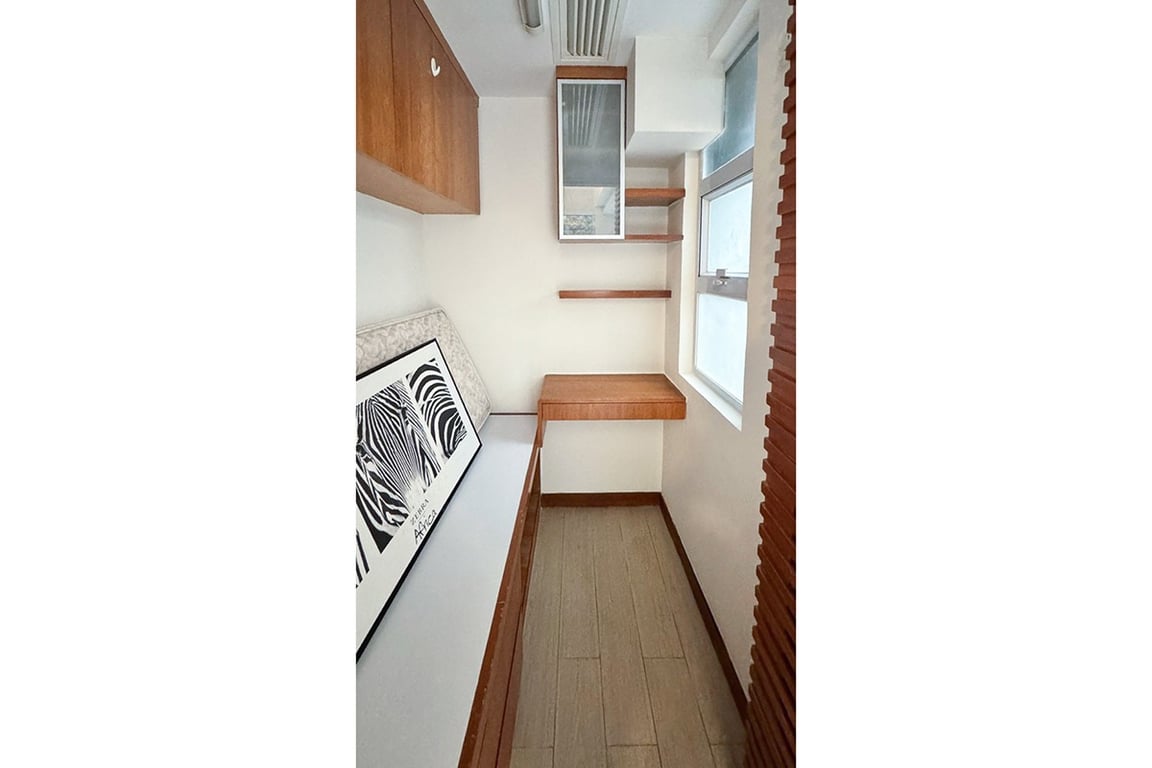 https://img.propertyraptor.com/cdn-cgi/imagedelivery/KD5bF_AFL0JDTbKLWF7z9g/ap8/ap8_001/hornet/prp/img/dae1f02ac68a40215854760c3741a3a8-wtm.jpg/public