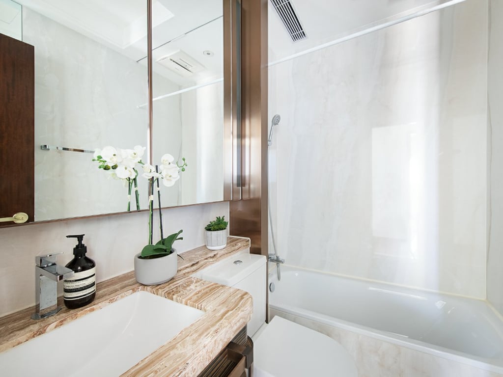 https://img.propertyraptor.com/cdn-cgi/imagedelivery/KD5bF_AFL0JDTbKLWF7z9g/ap8/ap8_001/hornet/prp/img/db10f231b388fb00660436b1d6eb8712.jpg/public
