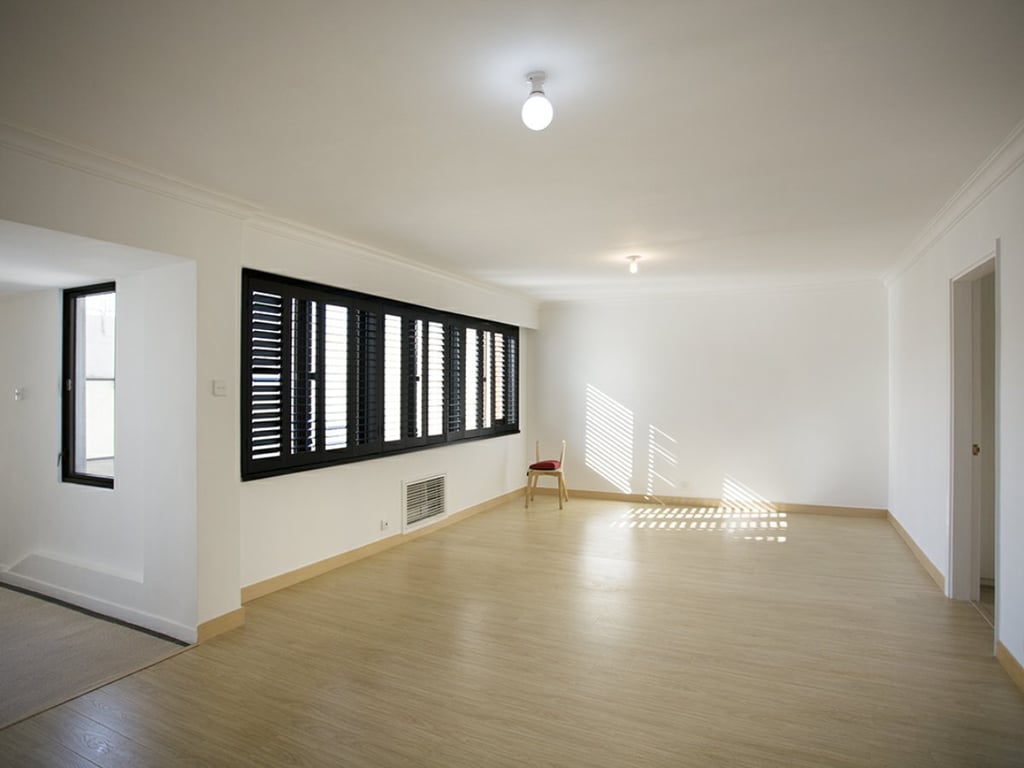 https://img.propertyraptor.com/cdn-cgi/imagedelivery/KD5bF_AFL0JDTbKLWF7z9g/ap8/ap8_001/hornet/prp/img/dc3b7b5b5774b6830c6147aa60c00d86.jpg/public