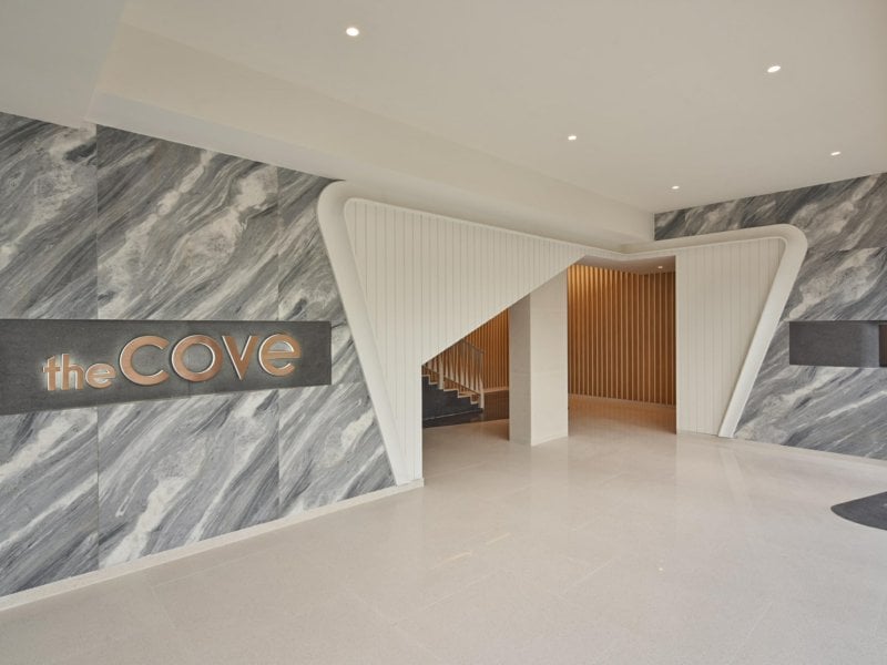 https://img.propertyraptor.com/cdn-cgi/imagedelivery/KD5bF_AFL0JDTbKLWF7z9g/ap8/ap8_001/hornet/prp/img/dc6c53b0835c5b8c24b15e591dc68697.jpg/public