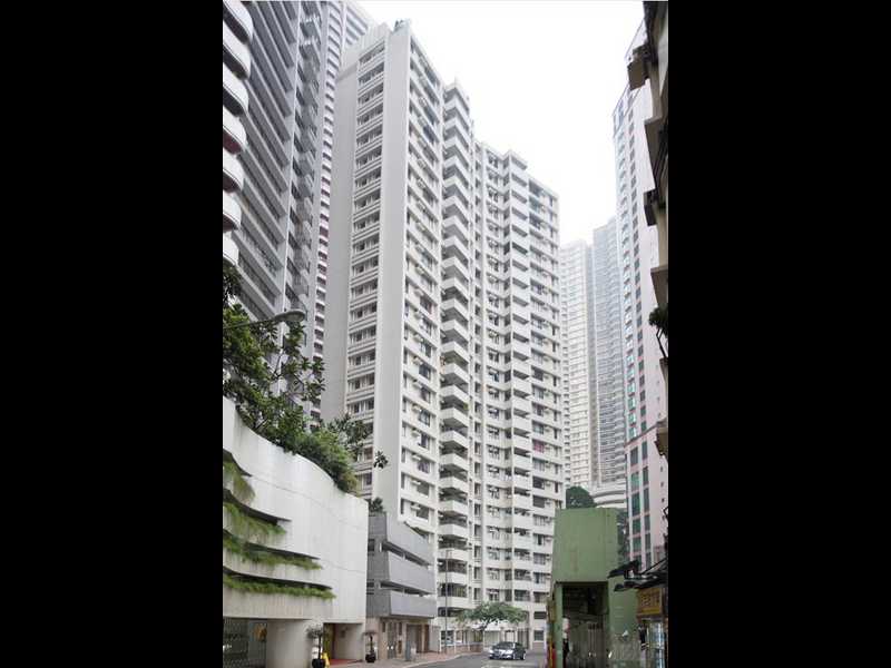 https://img.propertyraptor.com/cdn-cgi/imagedelivery/KD5bF_AFL0JDTbKLWF7z9g/ap8/ap8_001/hornet/prp/img/dcde4ec29b8e2bde0a72b1a9fb21d4a5.jpg/public