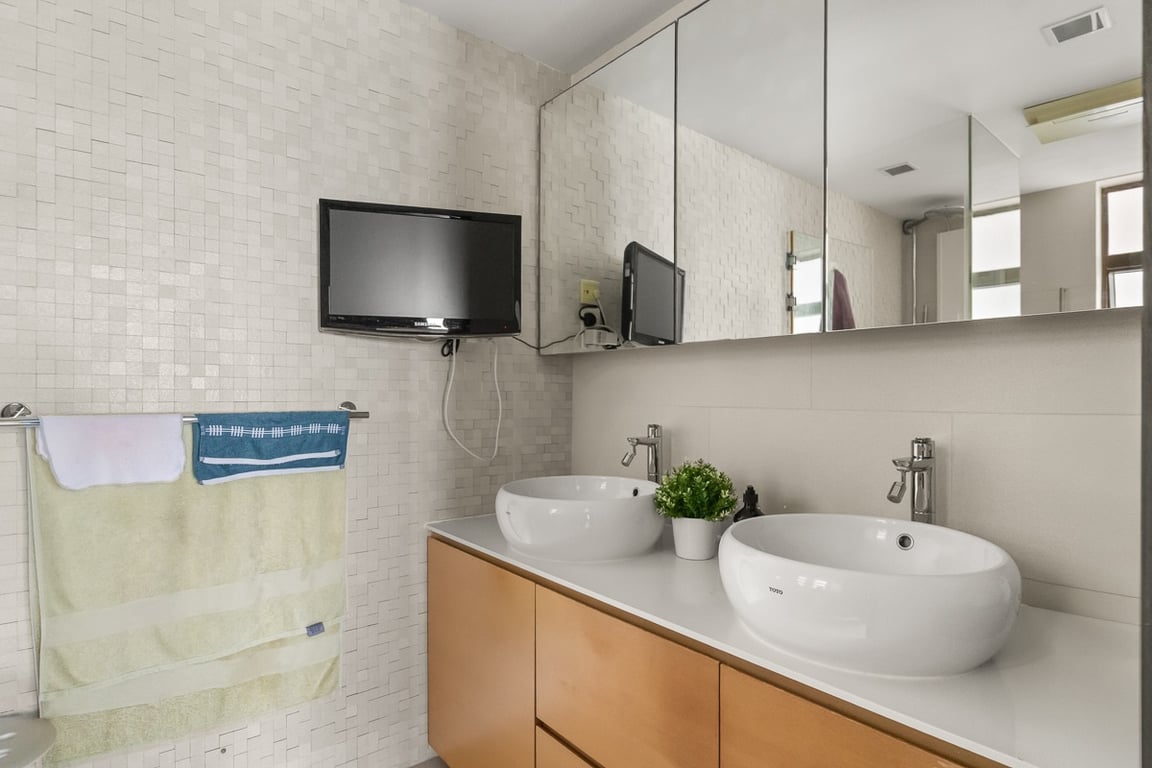 https://img.propertyraptor.com/cdn-cgi/imagedelivery/KD5bF_AFL0JDTbKLWF7z9g/ap8/ap8_001/hornet/prp/img/dd33df2863f042149829bdce1ccb2263-wtm.jpg/public