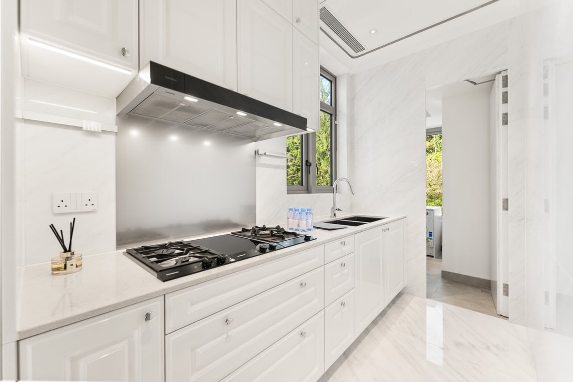 https://img.propertyraptor.com/cdn-cgi/imagedelivery/KD5bF_AFL0JDTbKLWF7z9g/ap8/ap8_001/hornet/prp/img/dd65c7232fbc98ccb5cd4748681eac9f-wtm.jpg/public