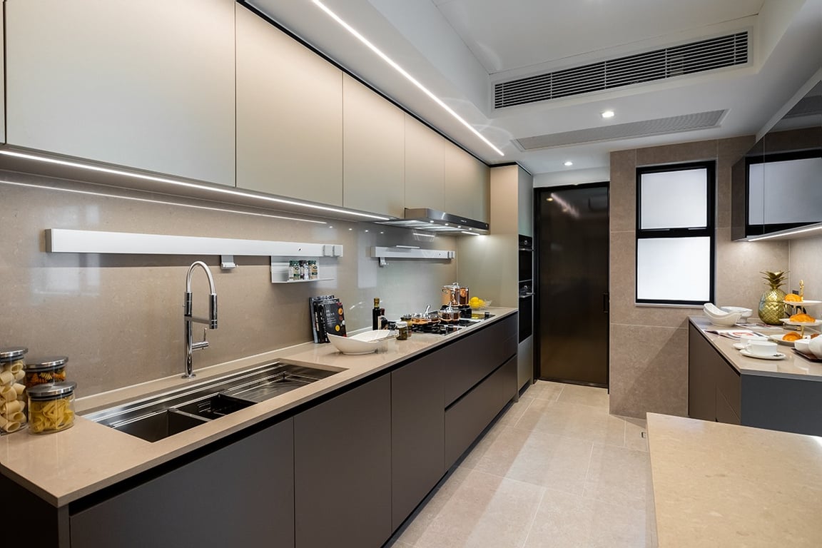 https://img.propertyraptor.com/cdn-cgi/imagedelivery/KD5bF_AFL0JDTbKLWF7z9g/ap8/ap8_001/hornet/prp/img/dd7e343fa5b8bf599e1e65a663c7209d-wtm.jpg/public