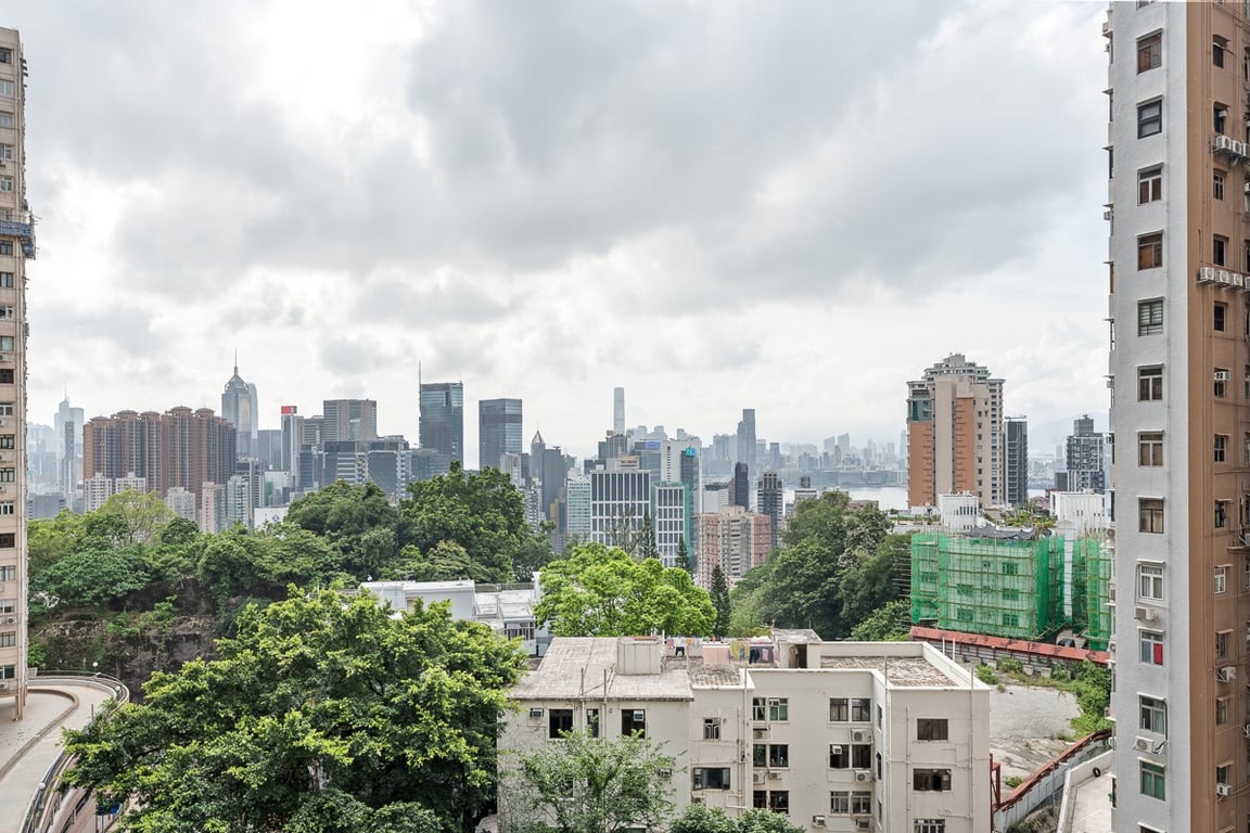 https://img.propertyraptor.com/cdn-cgi/imagedelivery/KD5bF_AFL0JDTbKLWF7z9g/ap8/ap8_001/hornet/prp/img/dd840ea714c28e1d59cf7071445798da-wtm.jpg/public