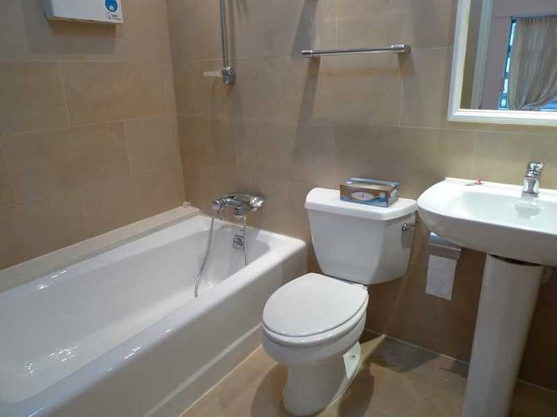 Robinson Place Twr 2