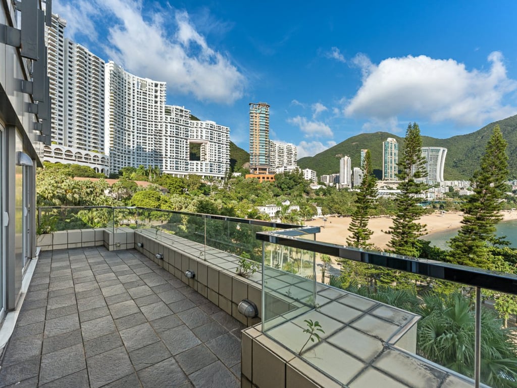 56 Repulse Bay Road