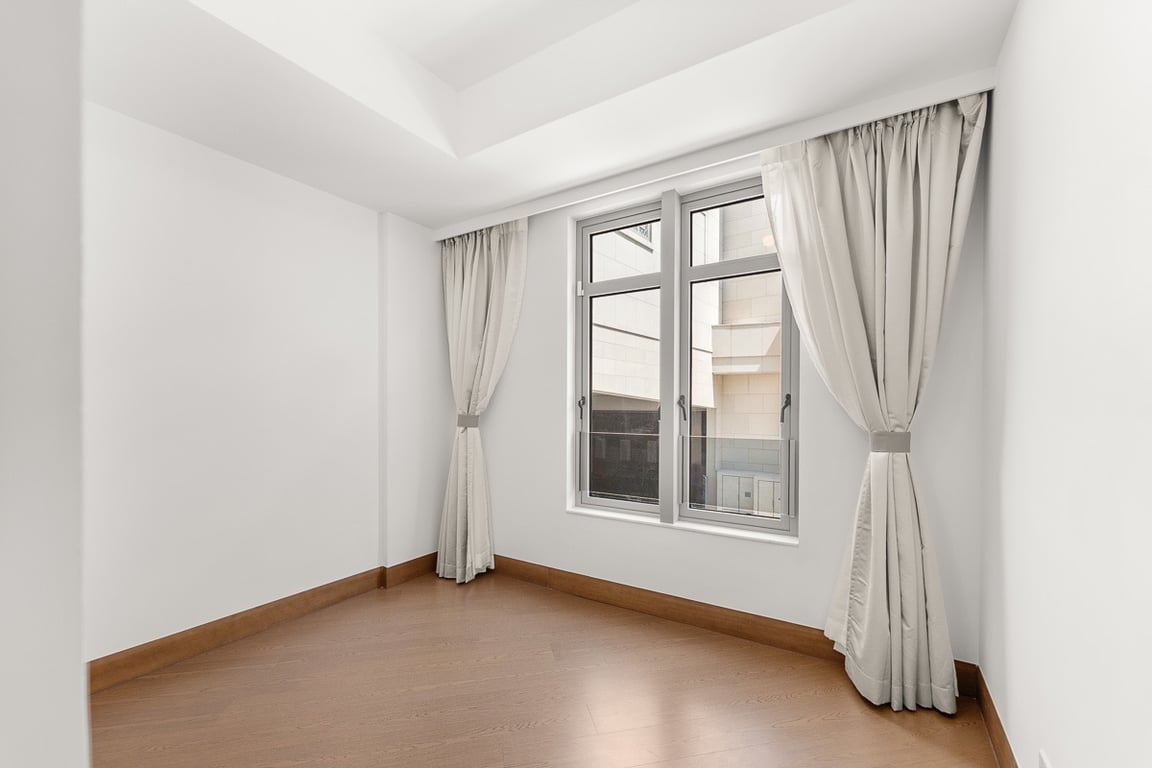 https://img.propertyraptor.com/cdn-cgi/imagedelivery/KD5bF_AFL0JDTbKLWF7z9g/ap8/ap8_001/hornet/prp/img/de36d2b8539307a37bb2f7c4f15cc484-wtm.jpg/public