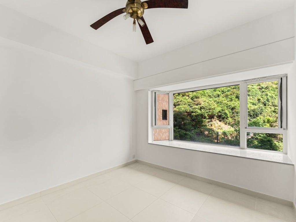 https://img.propertyraptor.com/cdn-cgi/imagedelivery/KD5bF_AFL0JDTbKLWF7z9g/ap8/ap8_001/hornet/prp/img/df7b47ccb31f5ad1919c3c659c21b347-wtm.jpg/public