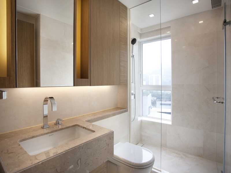https://img.propertyraptor.com/cdn-cgi/imagedelivery/KD5bF_AFL0JDTbKLWF7z9g/ap8/ap8_001/hornet/prp/img/df8ab5ee06e3df98d8de4f064d5354e9.jpg/public