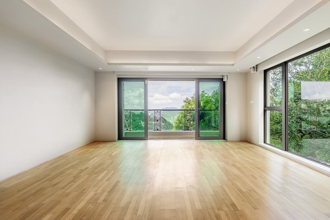 https://img.propertyraptor.com/cdn-cgi/imagedelivery/KD5bF_AFL0JDTbKLWF7z9g/ap8/ap8_001/hornet/prp/img/e00c73a93b5a339d7eba261ace626f7b-wtm.jpg/public