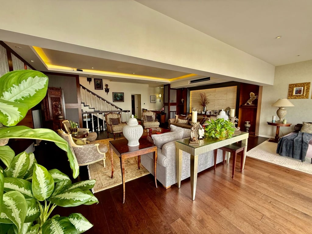 https://img.propertyraptor.com/cdn-cgi/imagedelivery/KD5bF_AFL0JDTbKLWF7z9g/ap8/ap8_001/hornet/prp/img/e02678c1db9691441791d63cc97debcb-wtm.jpg/public
