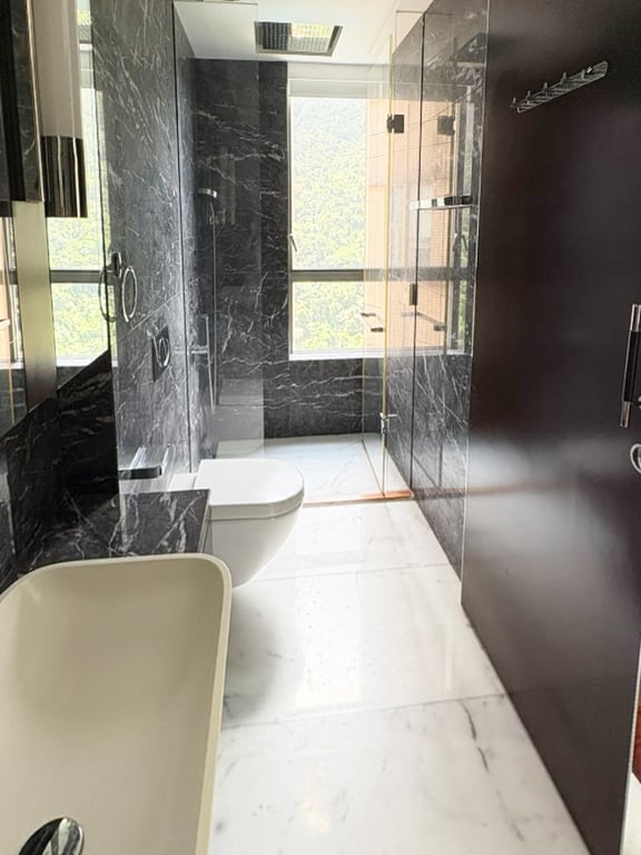 https://img.propertyraptor.com/cdn-cgi/imagedelivery/KD5bF_AFL0JDTbKLWF7z9g/ap8/ap8_001/hornet/prp/img/e02bc80bc5f5c3ab22396995ecde8873-wtm.jpg/public