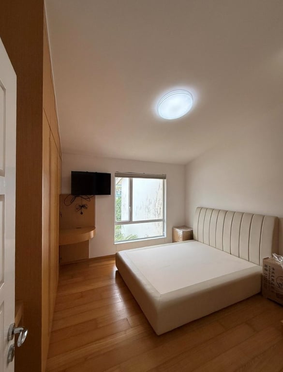 https://img.propertyraptor.com/cdn-cgi/imagedelivery/KD5bF_AFL0JDTbKLWF7z9g/ap8/ap8_001/hornet/prp/img/e03137bf95a89fa8369701e0144b56f7-wtm.jpg/public