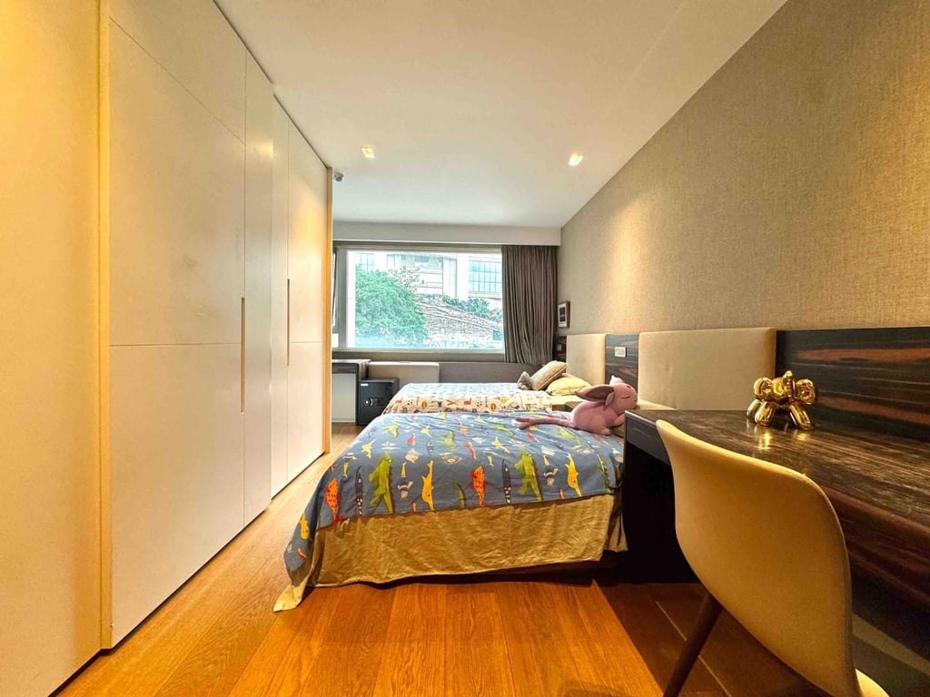 https://img.propertyraptor.com/cdn-cgi/imagedelivery/KD5bF_AFL0JDTbKLWF7z9g/ap8/ap8_001/hornet/prp/img/e038affd2fbd67ec450ac17a40fe5092-wtm.jpg/public