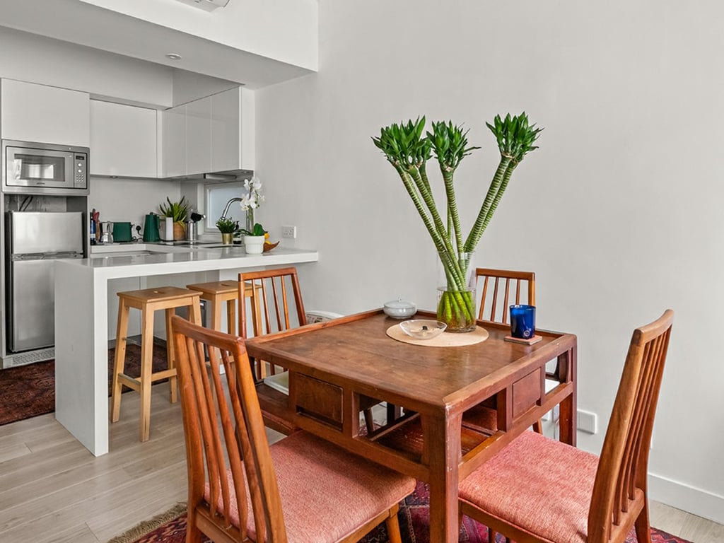 1 U Lam terrace