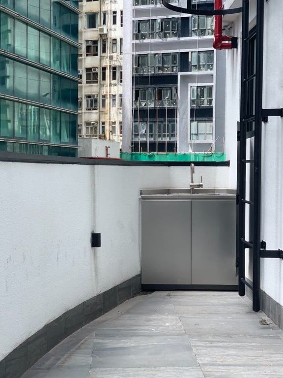 379 Queen's Road Central