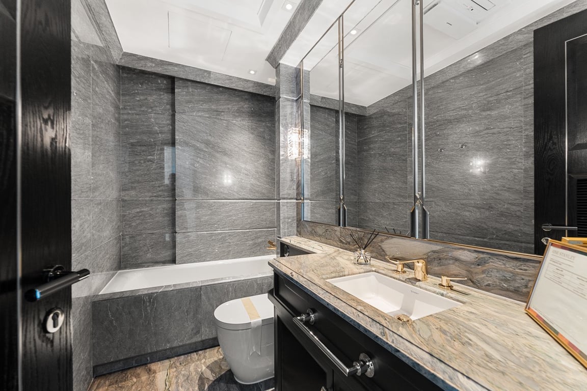 https://img.propertyraptor.com/cdn-cgi/imagedelivery/KD5bF_AFL0JDTbKLWF7z9g/ap8/ap8_001/hornet/prp/img/e26d56f6e6d5f00eaadd8999a45f6307-wtm.jpg/public