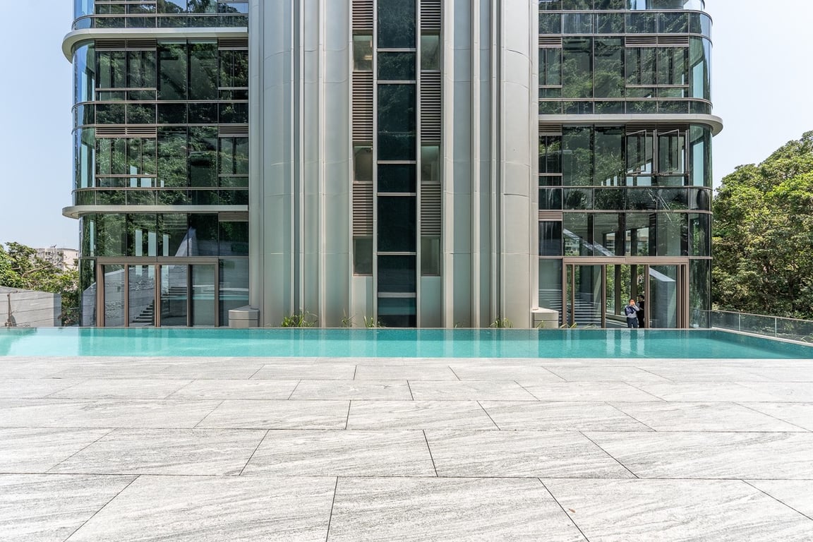 https://img.propertyraptor.com/cdn-cgi/imagedelivery/KD5bF_AFL0JDTbKLWF7z9g/ap8/ap8_001/hornet/prp/img/e2aa291faf2fad8ba660049e053cfc0e-wtm.jpg/public
