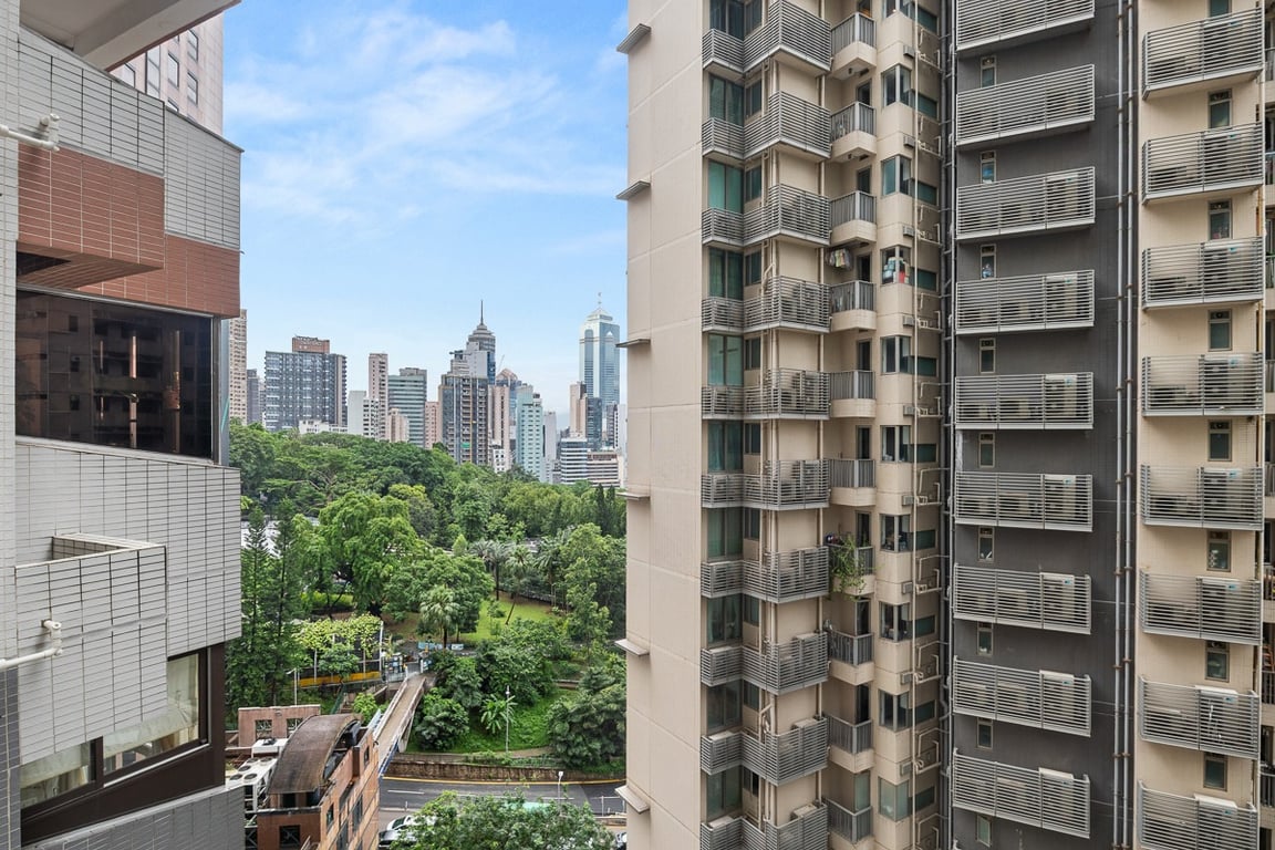 11 Macdonnell Road