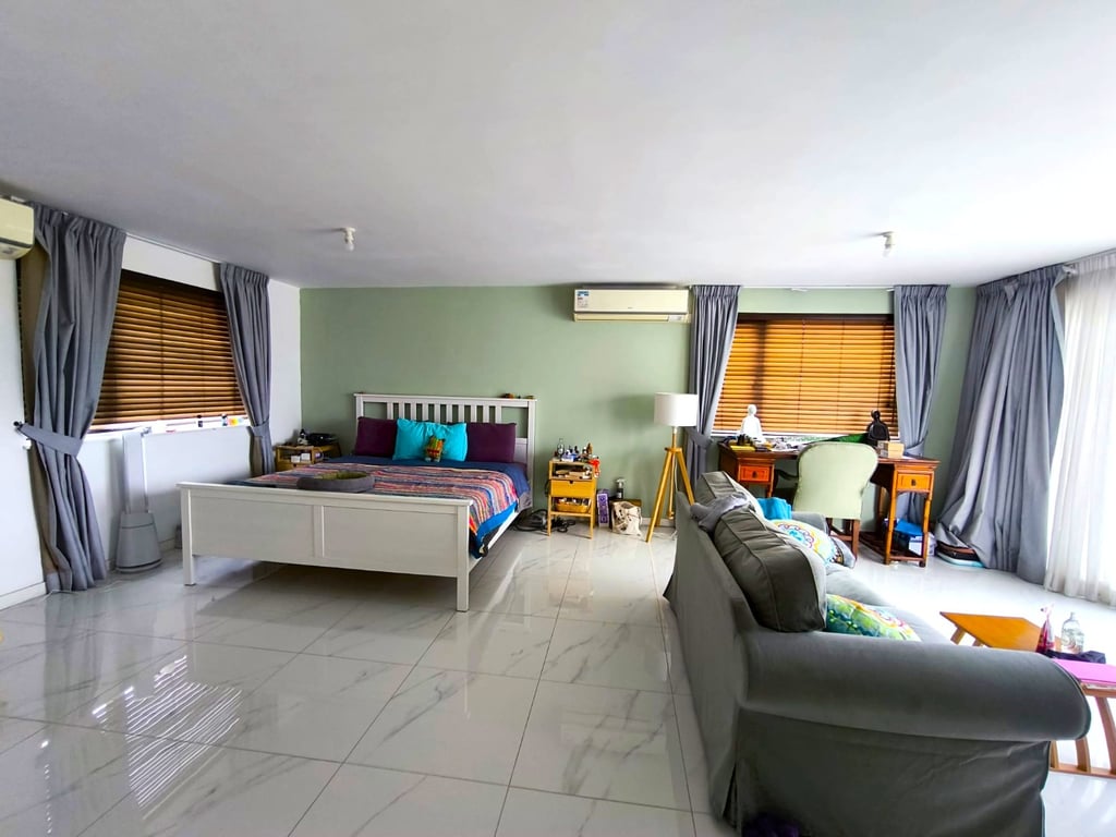 https://img.propertyraptor.com/cdn-cgi/imagedelivery/KD5bF_AFL0JDTbKLWF7z9g/ap8/ap8_001/hornet/prp/img/e2dc64b1da5596a8982b812fe449d8c3-wtm.jpg/public