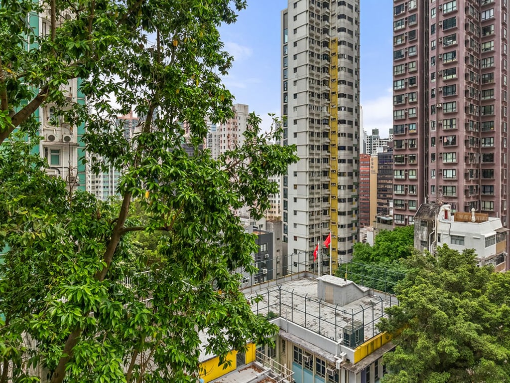 1 U Lam terrace