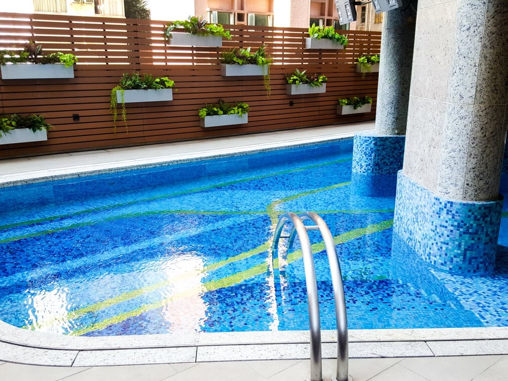 https://img.propertyraptor.com/cdn-cgi/imagedelivery/KD5bF_AFL0JDTbKLWF7z9g/ap8/ap8_001/hornet/prp/img/e343e5b1315d631402bcca3335abfcbe-wtm.jpg/public