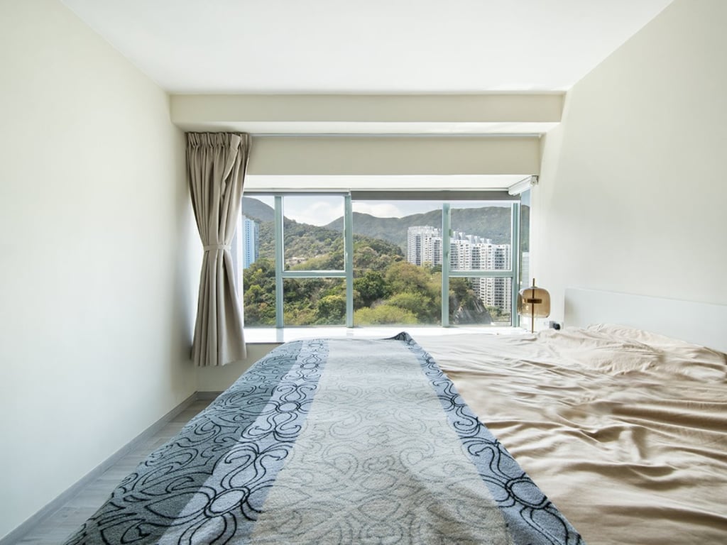 https://img.propertyraptor.com/cdn-cgi/imagedelivery/KD5bF_AFL0JDTbKLWF7z9g/ap8/ap8_001/hornet/prp/img/e34a14c1cd20598174d41529b71c4a75.jpg/public
