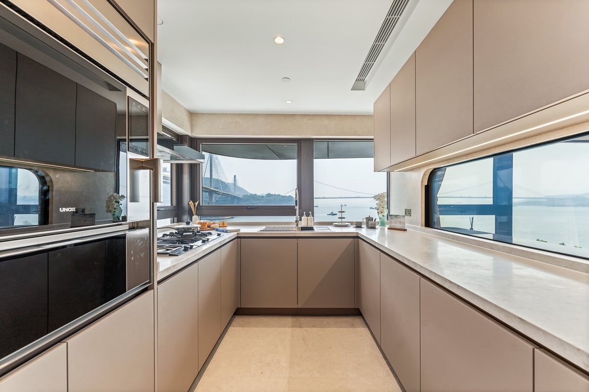 https://img.propertyraptor.com/cdn-cgi/imagedelivery/KD5bF_AFL0JDTbKLWF7z9g/ap8/ap8_001/hornet/prp/img/e421a1b63419b1a6bf187ea8294867a4-wtm.jpg/public