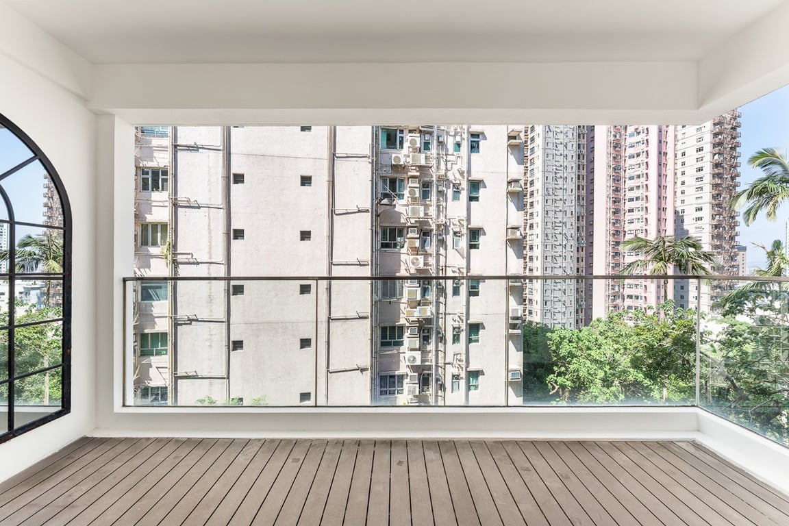 https://img.propertyraptor.com/cdn-cgi/imagedelivery/KD5bF_AFL0JDTbKLWF7z9g/ap8/ap8_001/hornet/prp/img/e44811104b29a2e7604c247d0bf04506-wtm.jpg/public