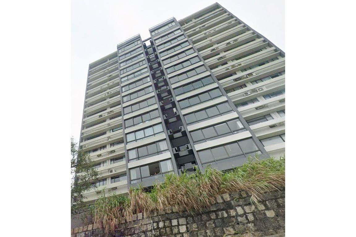 https://img.propertyraptor.com/cdn-cgi/imagedelivery/KD5bF_AFL0JDTbKLWF7z9g/ap8/ap8_001/hornet/prp/img/e48c416b8204ec027f2eda811388d01d-wtm.jpg/public