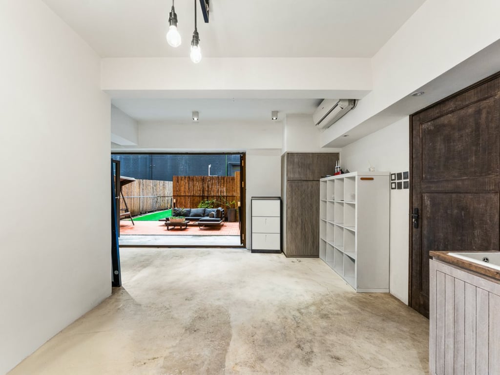 https://img.propertyraptor.com/cdn-cgi/imagedelivery/KD5bF_AFL0JDTbKLWF7z9g/ap8/ap8_001/hornet/prp/img/e494ad4a7c583bb9ed7025b5bc71e8a1-wtm.jpg/public