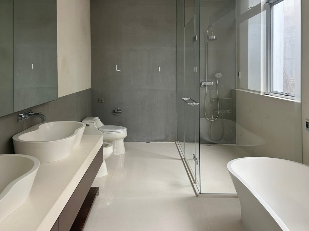 https://img.propertyraptor.com/cdn-cgi/imagedelivery/KD5bF_AFL0JDTbKLWF7z9g/ap8/ap8_001/hornet/prp/img/e4a6b1f6fd17bcab2b8298ade10dbd68-wtm.jpg/public