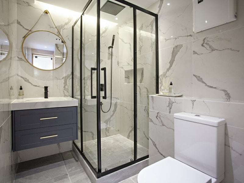 https://img.propertyraptor.com/cdn-cgi/imagedelivery/KD5bF_AFL0JDTbKLWF7z9g/ap8/ap8_001/hornet/prp/img/e4e61d4b9a677534ec9bec86b9092681.jpg/public