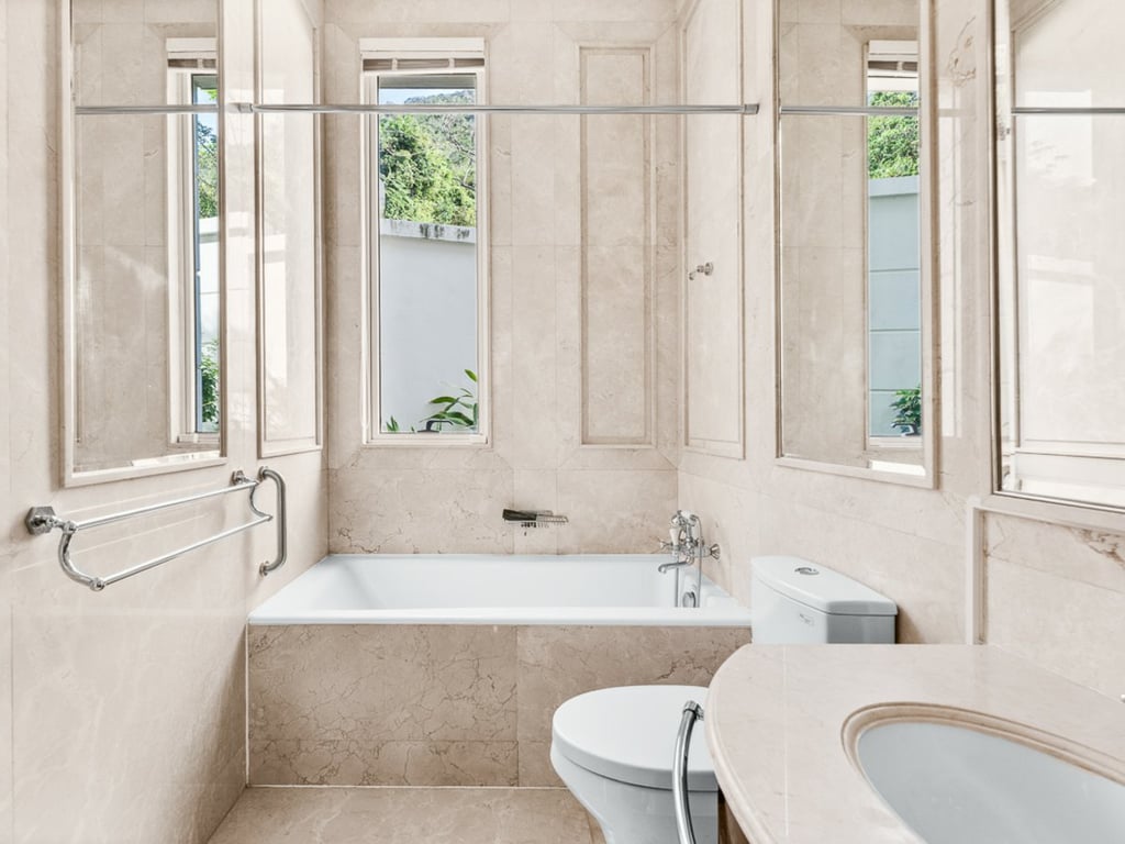 https://img.propertyraptor.com/cdn-cgi/imagedelivery/KD5bF_AFL0JDTbKLWF7z9g/ap8/ap8_001/hornet/prp/img/e5012bcc8863d945918b9786f5b8dbd9-wtm.jpg/public
