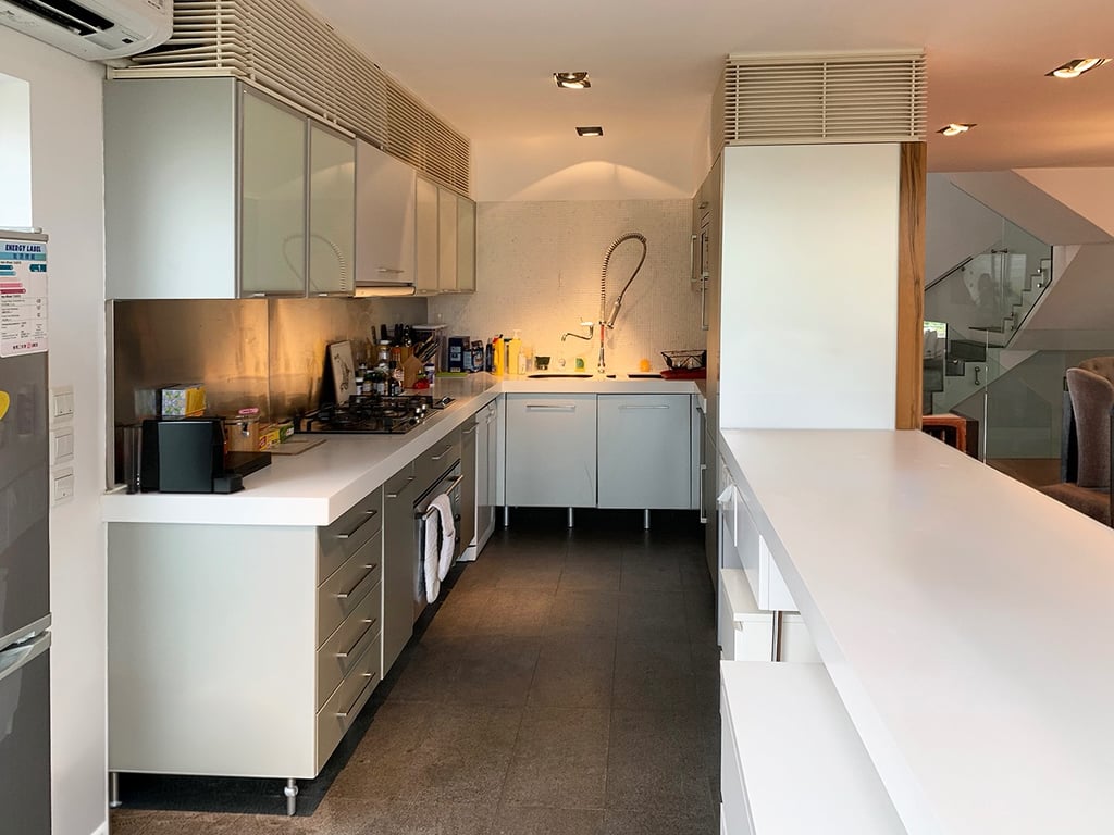 https://img.propertyraptor.com/cdn-cgi/imagedelivery/KD5bF_AFL0JDTbKLWF7z9g/ap8/ap8_001/hornet/prp/img/e5bcb2b0bb1d7f28e70979323f668c93-wtm.jpg/public